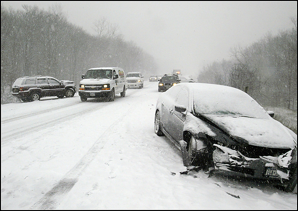 snow-car-crash.jpg